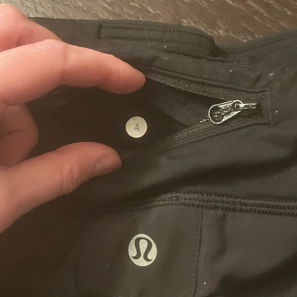 Lululemon pleated pacesetter skirt - Picture 5 of 5